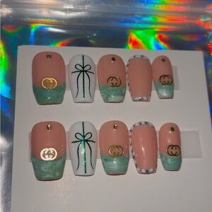 10 PC Hand Crafted Christmas Spearmint Marble Nails